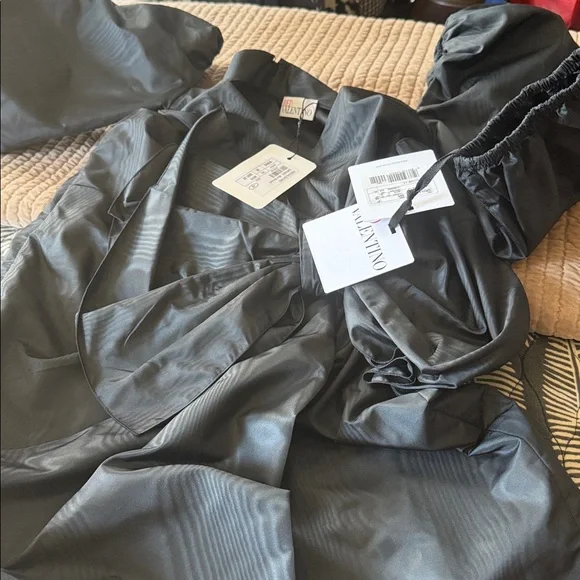 Red Valentino Black Puff-Sleeve Mini Dress with Bow Front - Picture 7 of 7